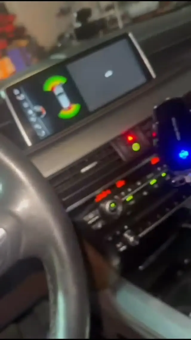 BMW X5 kabininde BDC programlama çalışması